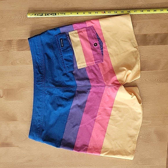 Rip Curl Mirage Boardshorts size 30 - Picture 2 of 6